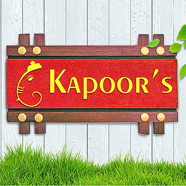 Stylish Personalized Wooden Name Plate for Office Durable Beautiful - Karigaari India Aesthetic Home Decor