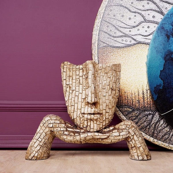 Abstract Face Resin Sculpture – Artistic Home Decor Accent for Modern Spaces
