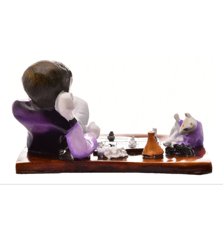 Lord Ganesha's Game: Unique Resin Chess Statue for Home, Office & Spiritual Space - Karigaari India Aesthetic Home Decor