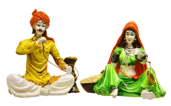 Ethnic Rajasthani Village Couple Resin Showpiece - Karigaari India Aesthetic Home Decor