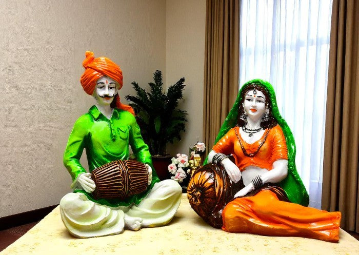 Indian Folk Music Couple Resin Statue - Karigaari India Aesthetic Home Decor