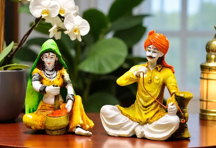 Indian Village Couple Grinding and  taking hookah - Karigaari India Aesthetic Home Decor