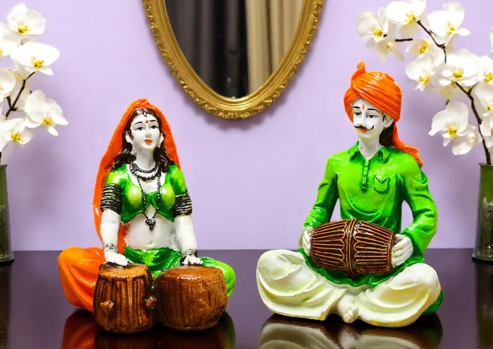 Rhythms of Tradition Folk Music Duo Figurines in Vibrant Ethnic Attire - Karigaari India Aesthetic Home Decor
