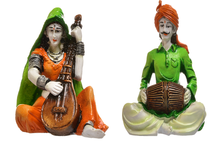 Rajasthani Couple Musician Resin Showpiece Set - Karigaari India Aesthetic Home Decor
