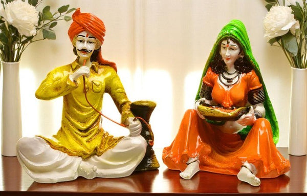Traditional Resin Village Couple Figurine Set - Karigaari India Aesthetic Home Decor