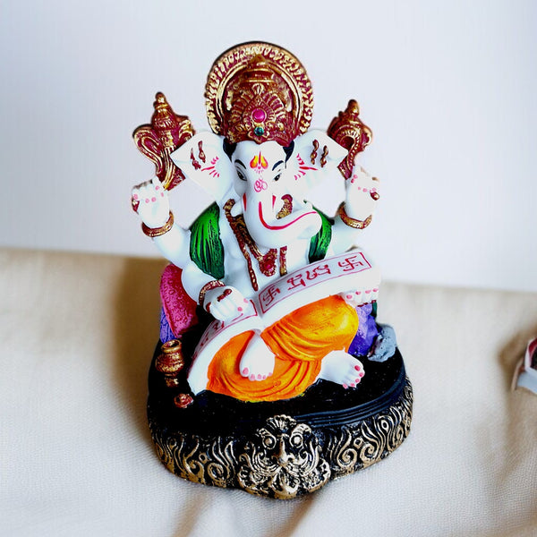 Karigaari India Resin Ganesha Figurine Idol | Handcrafted Lord Ganesha Statue for Home & Office Decor | Spiritual Ganpati Showpiece | Gift for Festivals & Housewarming