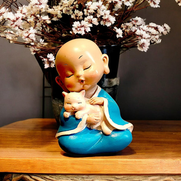 Baby Buddha Holding Cat Resin Statue | Cute Spiritual Showpiece for Home Décor, Office Desk & Gifting | Peaceful Monk Figurine for Positive Vibes