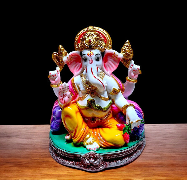 Karigaari India Ganesha Idol for Home Decor and Puja | Resin Ganpati Murti Sitting on Lotus | Ganesh Statue for Office, Car Dashboard, Gift Item, Mandir, Festival & Housewarming Decor
